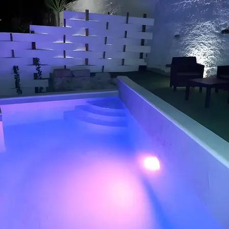 Vakantiehuis Moradia Dos Castelos Amarelo *