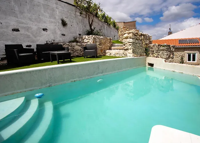 Feriehus Moradia Dos Castelos Amarelo Santarém