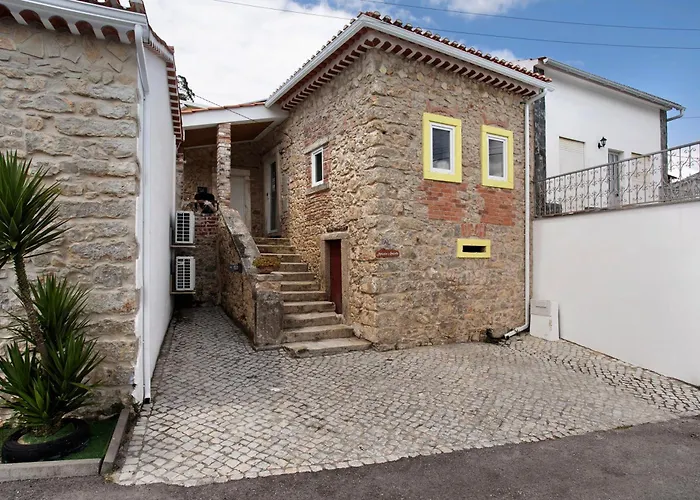 Moradia Dos Castelos Amarelo Feriehus