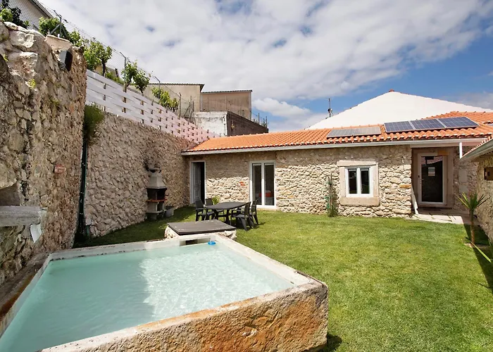 Moradia Dos Castelos Amarelo Feriehus Santarém